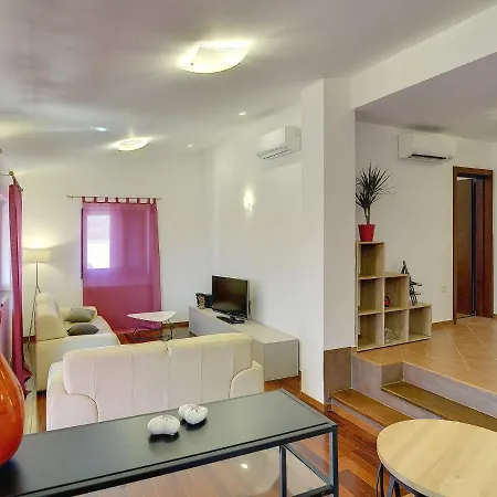 In With Sea 빌라 풀라